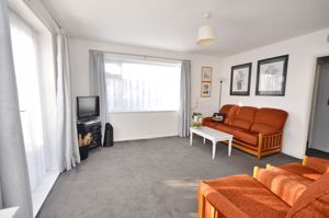 Lounge- click for photo gallery